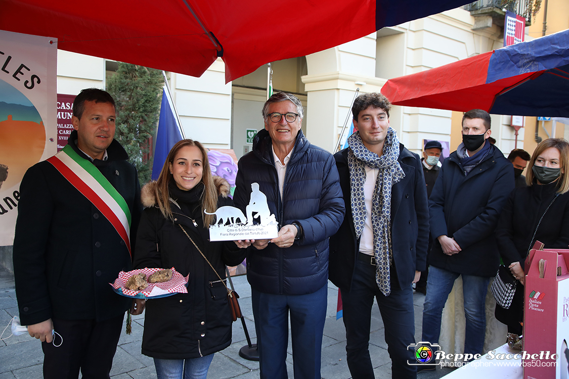VBS_6057 - 10.ma Fiera Nazionale del Tartufo e Fiera dei Santi.jpg